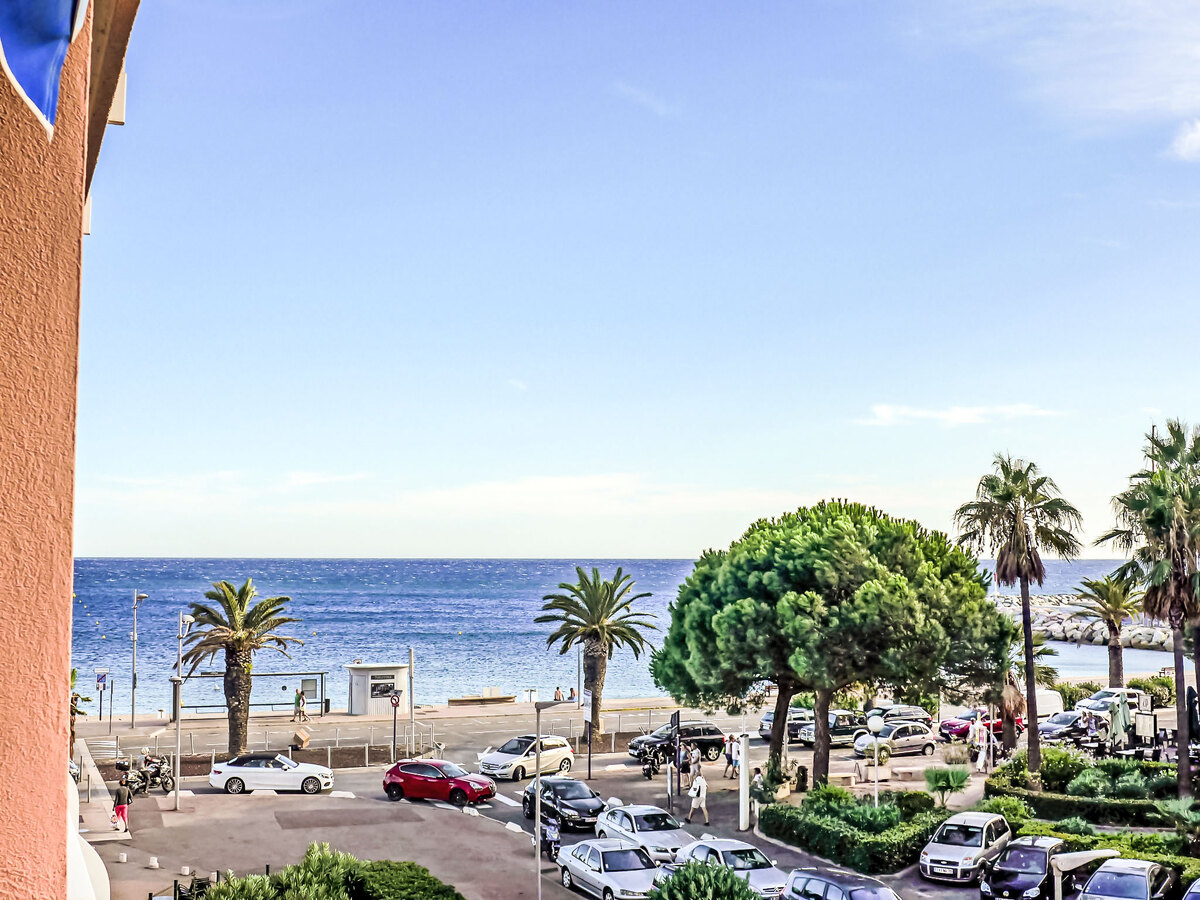 Appartement Le Méditerranée - Fréjus, 40 m de la plage - Photo 1
