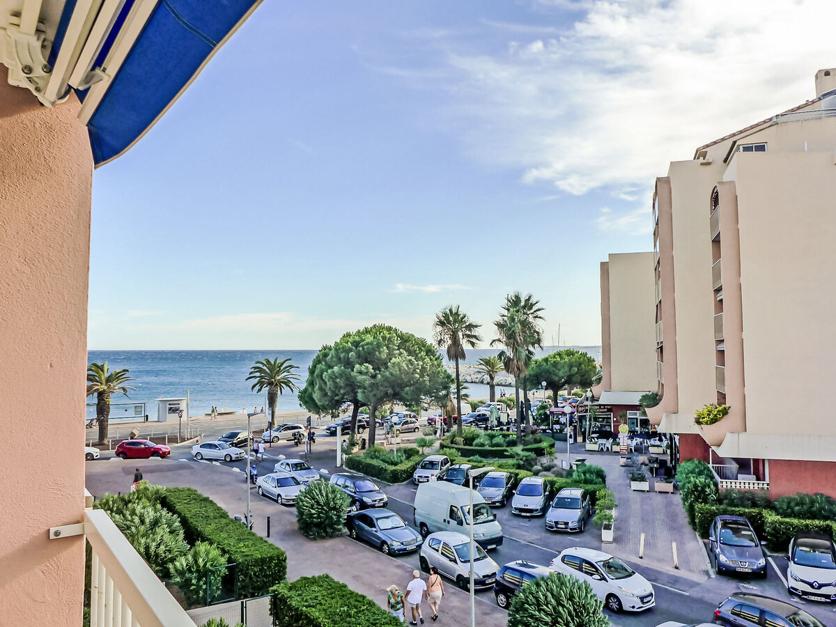 Appartement Le Méditerranée - Fréjus, 40 m de la plage - Photo 18