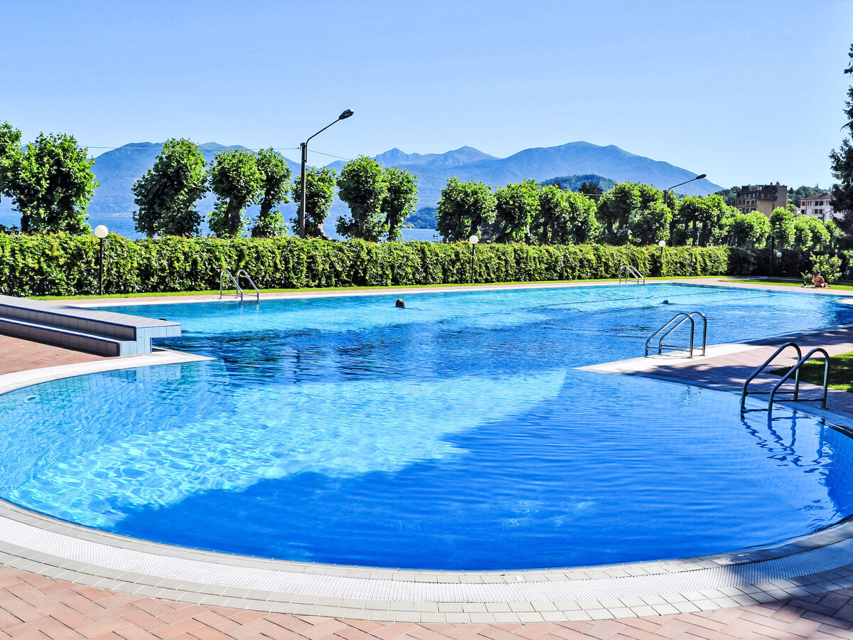 Studio Porto Valtravaglia, terrasse 10m² à 150m du lac - Photo 2