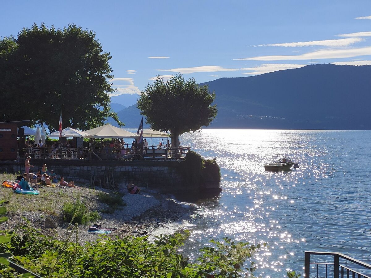 Studio Porto Valtravaglia, terrasse 10m² à 150m du lac - Photo 32