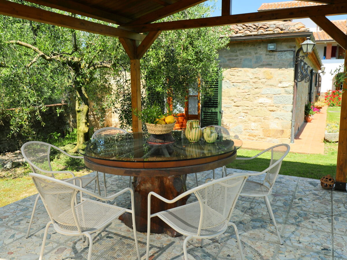 Martina – Gîte rustique 3 ch. à Cortona, accès piscine - Photo 3