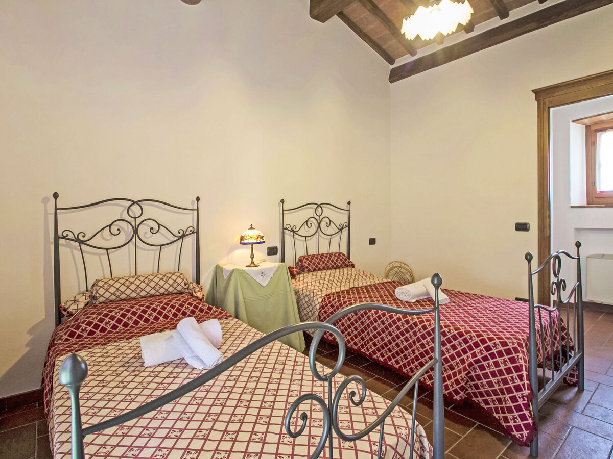 Martina – Gîte rustique 3 ch. à Cortona, accès piscine - Photo 15