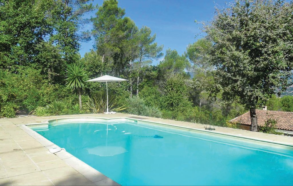Villa 3 chambres avec piscine et vue panoramique à Tourrettes - Photo 2