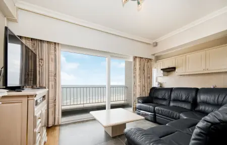 Appartement vue mer en front de plage à Ostende, 2 chambres : photo 2
