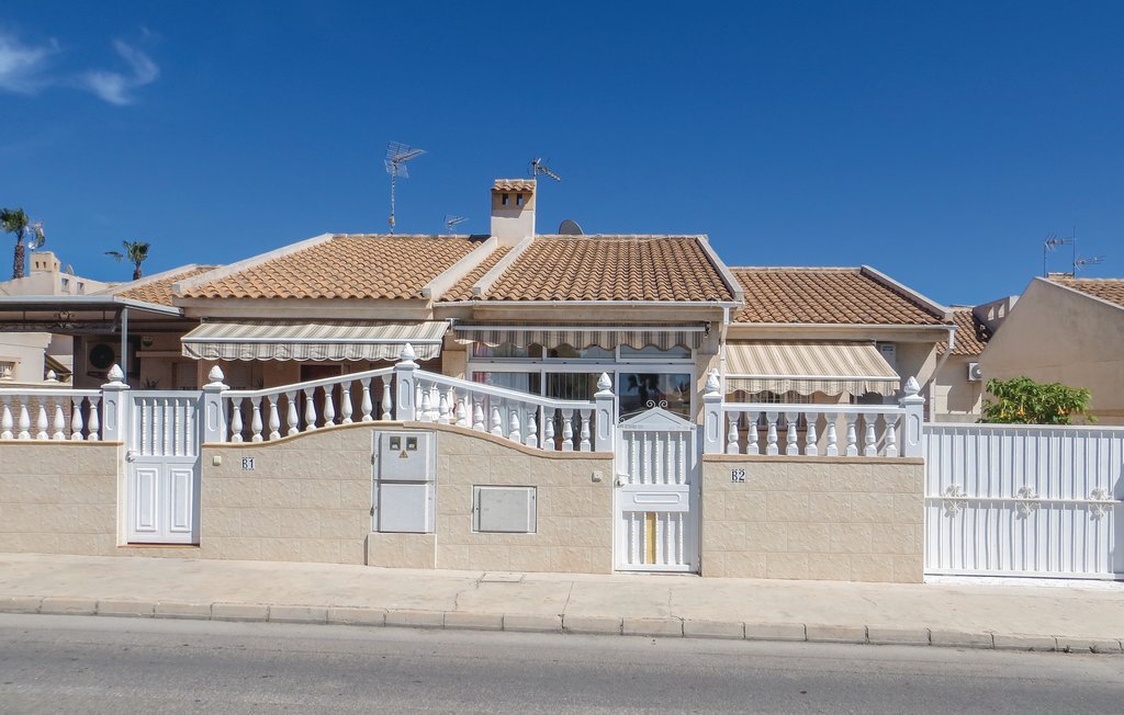 Maison jumelée rustique à 10 min de la plage - Photo 3