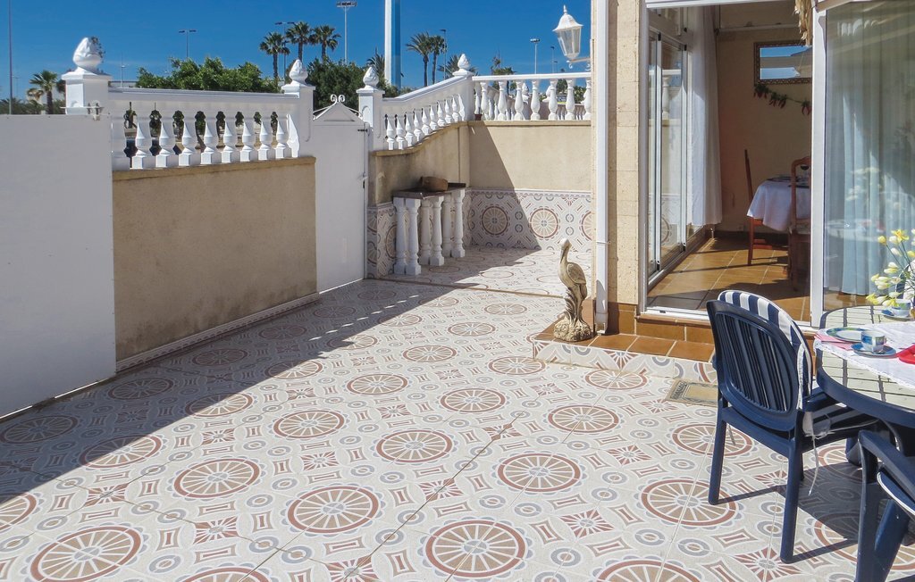 Maison jumelée rustique à 10 min de la plage - Photo 4
