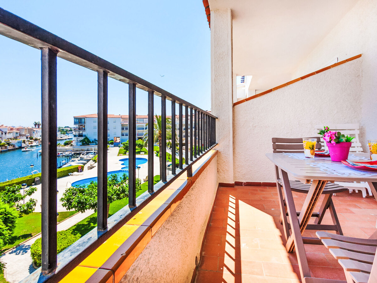 Appartement Sant Maurici à Empuriabrava, vue piscine - Photo 12