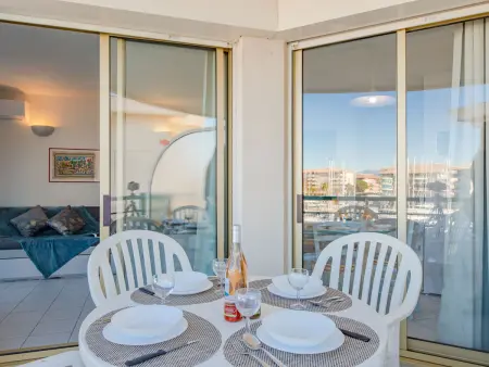 L'Open : Appartement 40 m² vue port à Fréjus : photo 15