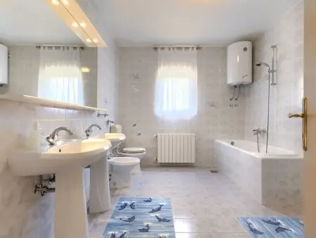 Roverka, maison 8 pers. avec piscine privée : photo 19