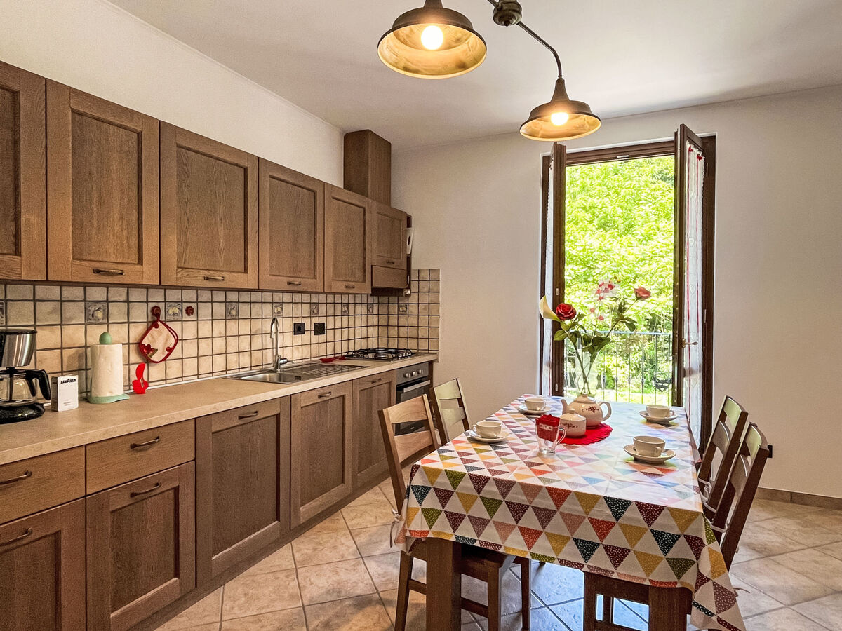 Appartement Sambucco à San Bartolomeo del Bosco, vue montagne - Photo 2
