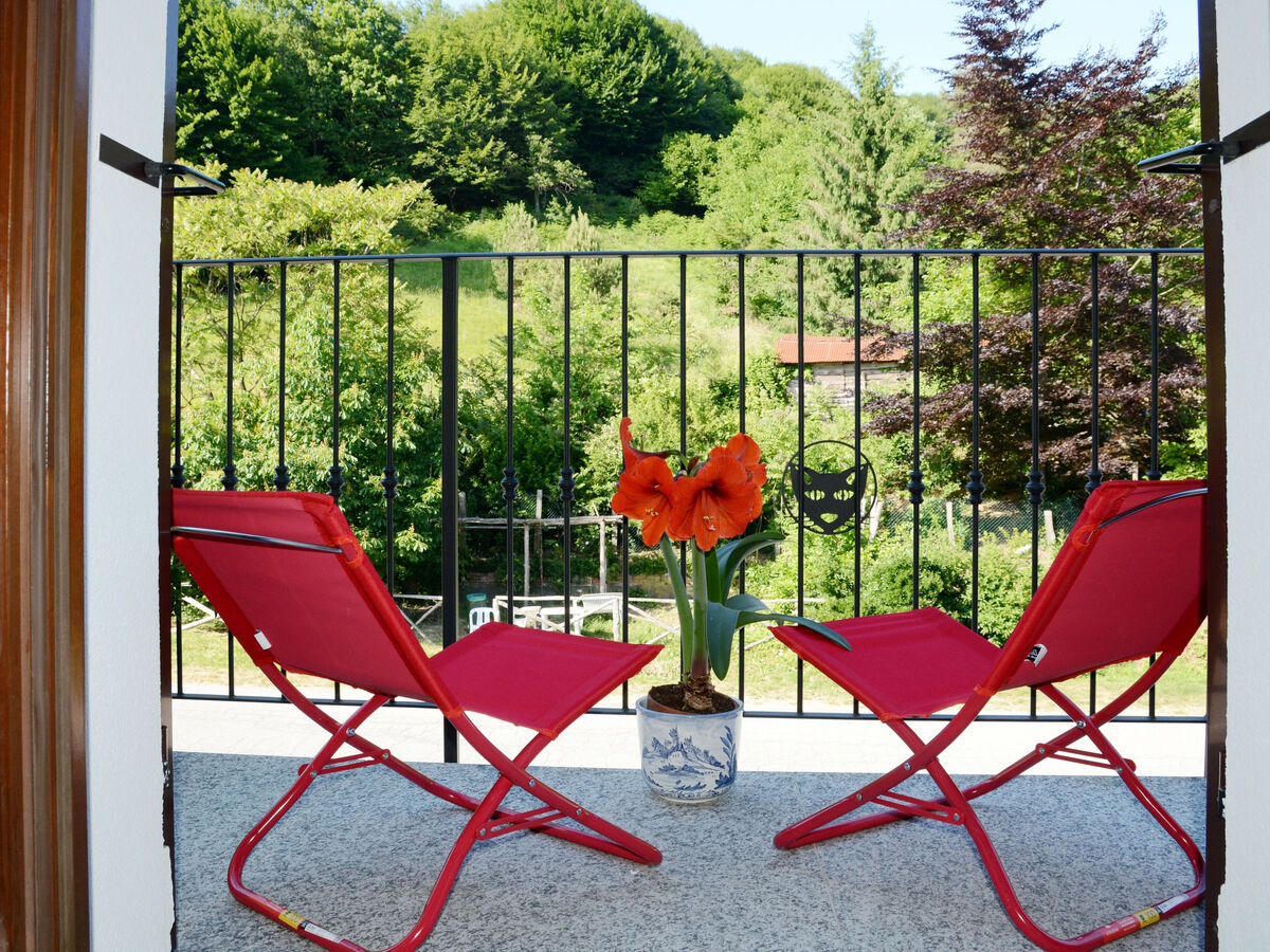 Appartement Sambucco à San Bartolomeo del Bosco, vue montagne - Photo 8