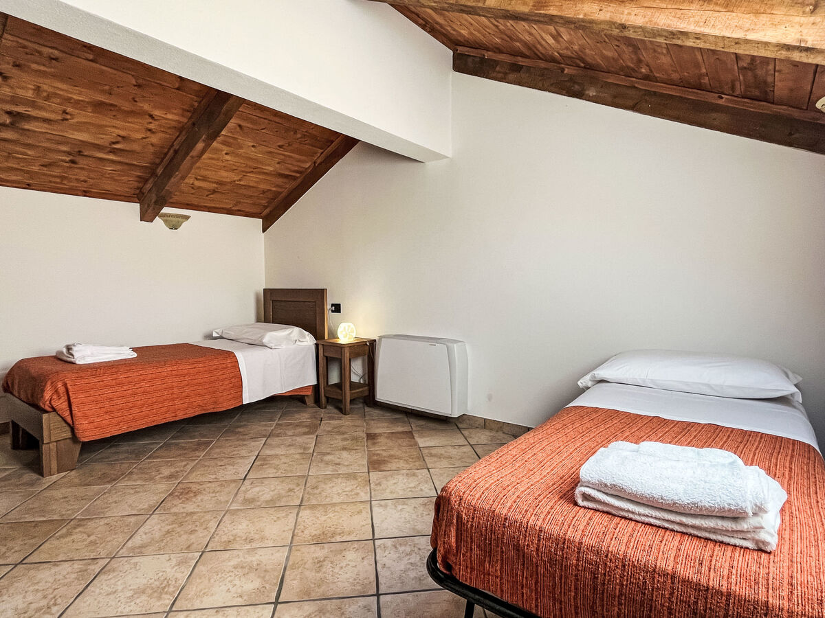 Appartement Sambucco à San Bartolomeo del Bosco, vue montagne - Photo 24
