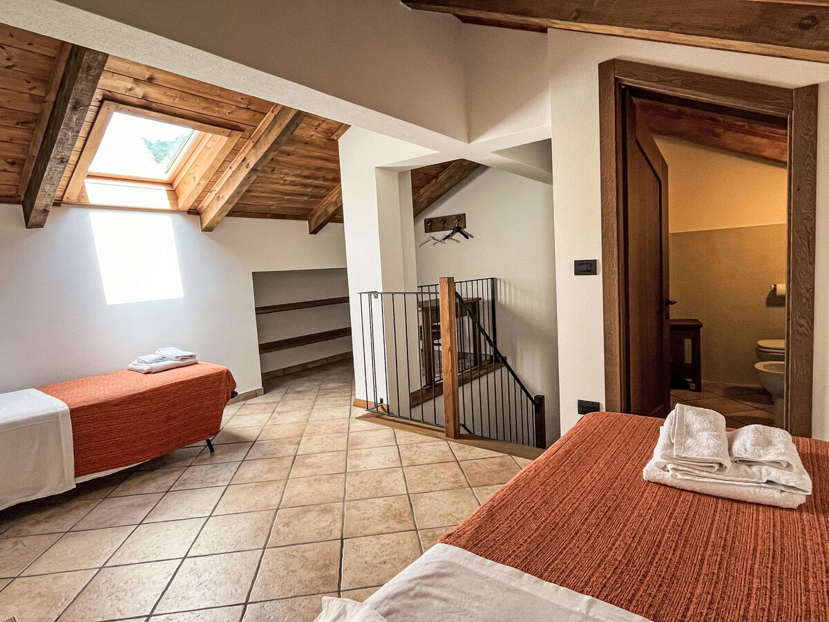 Appartement Sambucco à San Bartolomeo del Bosco, vue montagne - Photo 25