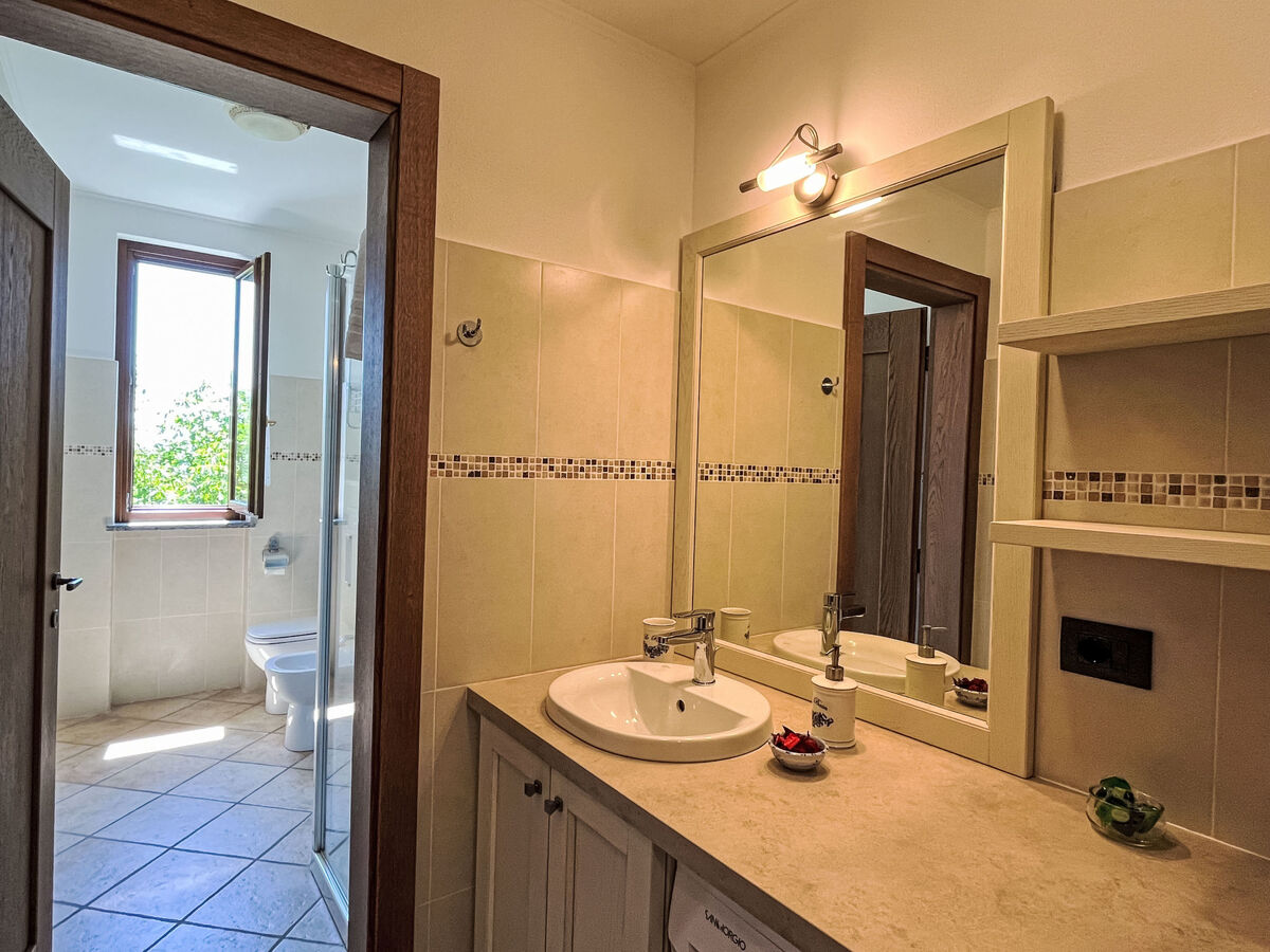 Appartement Sambucco à San Bartolomeo del Bosco, vue montagne - Photo 26