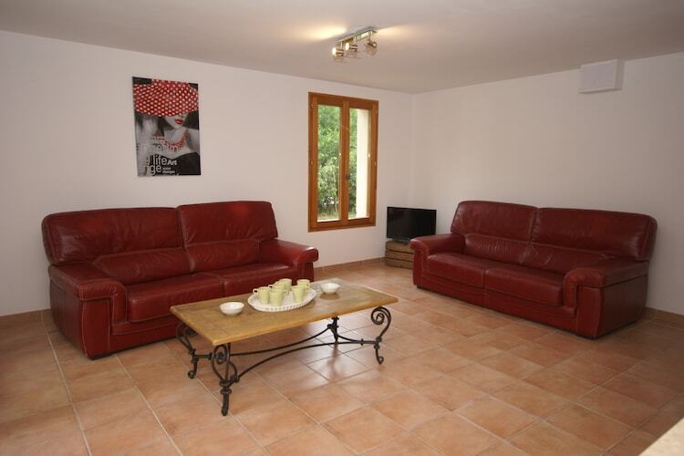 Maison 6 pers avec piscine aux Vans, 2 km du centre - Photo 6