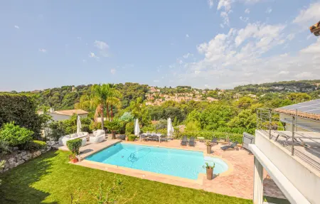 Maison 8 personnes à Biot - Photo 1