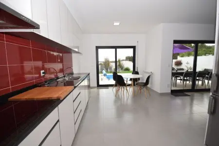 Casa Rozie, Maison de vacances ; Plage de Nazaré pour le surf - Photo 3
