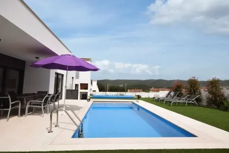 Casa Rozie, Maison de vacances ; Plage de Nazaré pour le surf - Photo 14
