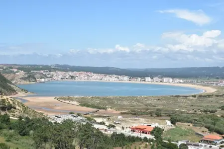 Casa Rozie, Maison de vacances ; Plage de Nazaré pour le surf - Photo 38
