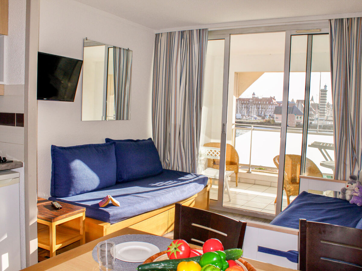 Appartement Le Beach, loggia sud vue port à Trouville - Photo 2