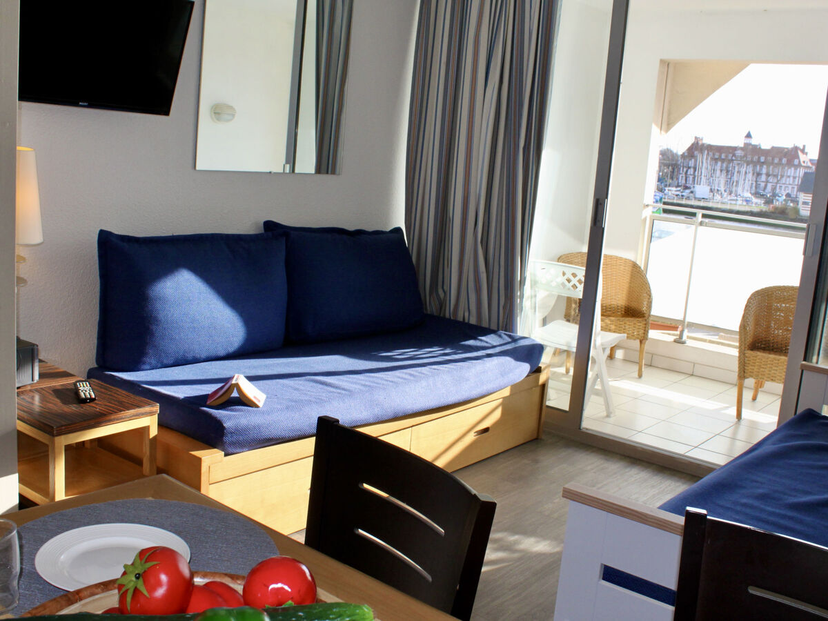 Appartement Le Beach, loggia sud vue port à Trouville - Photo 15