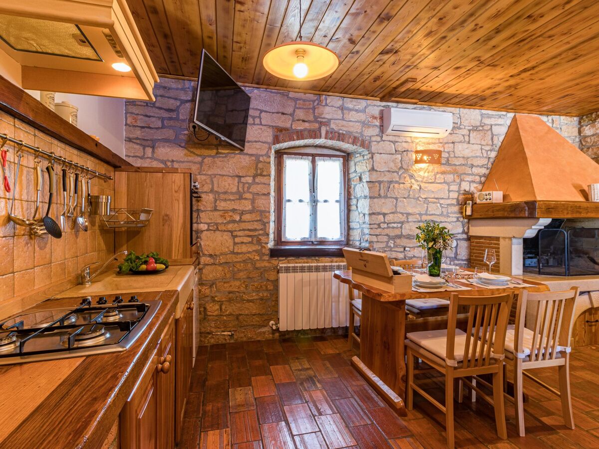 Maison Vera avec piscine privée à Kaštelir - Photo 13