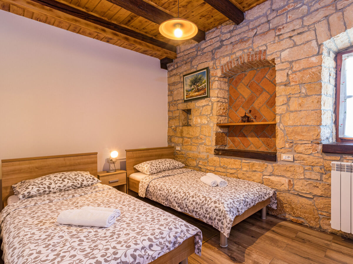 Maison Vera avec piscine privée à Kaštelir - Photo 24
