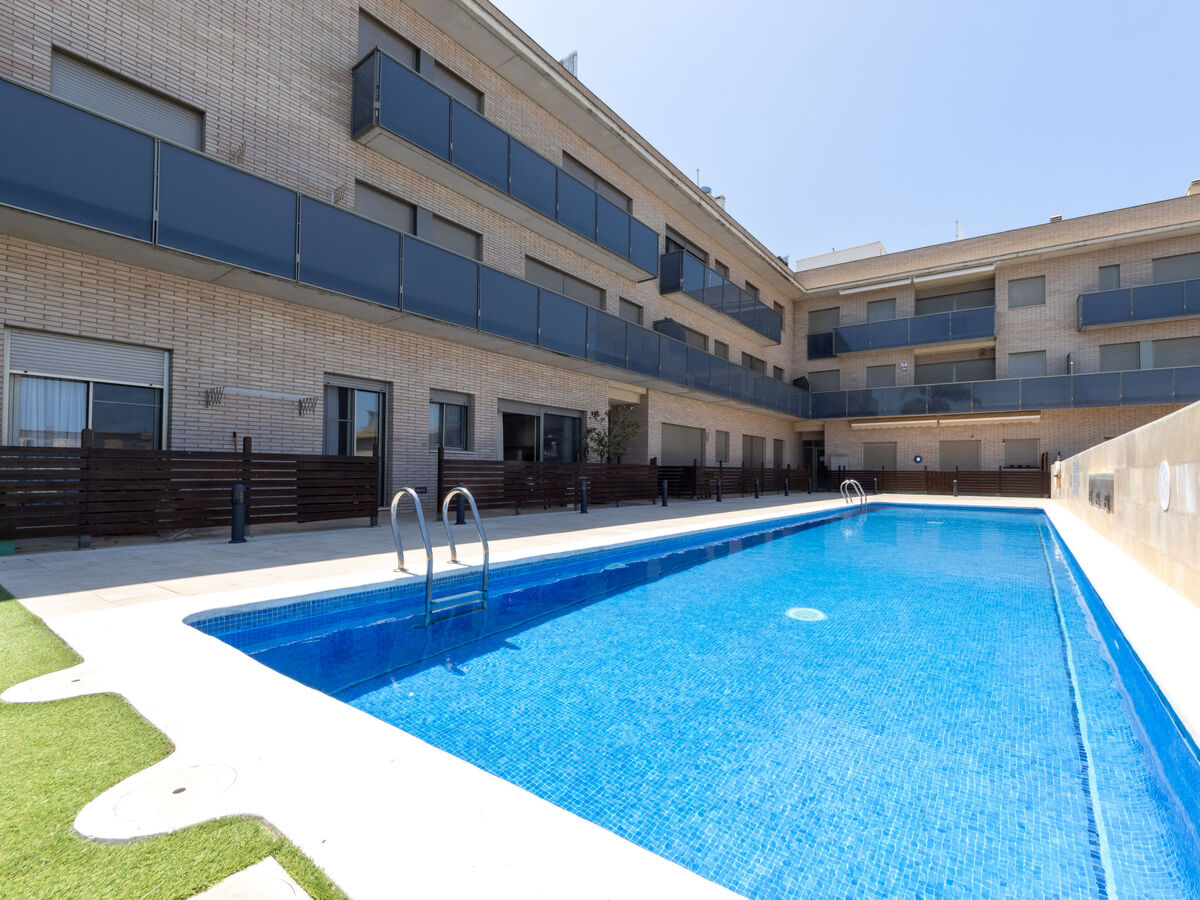 Giovan, appartement 3 pièces à Deltebre avec piscine - Photo 1