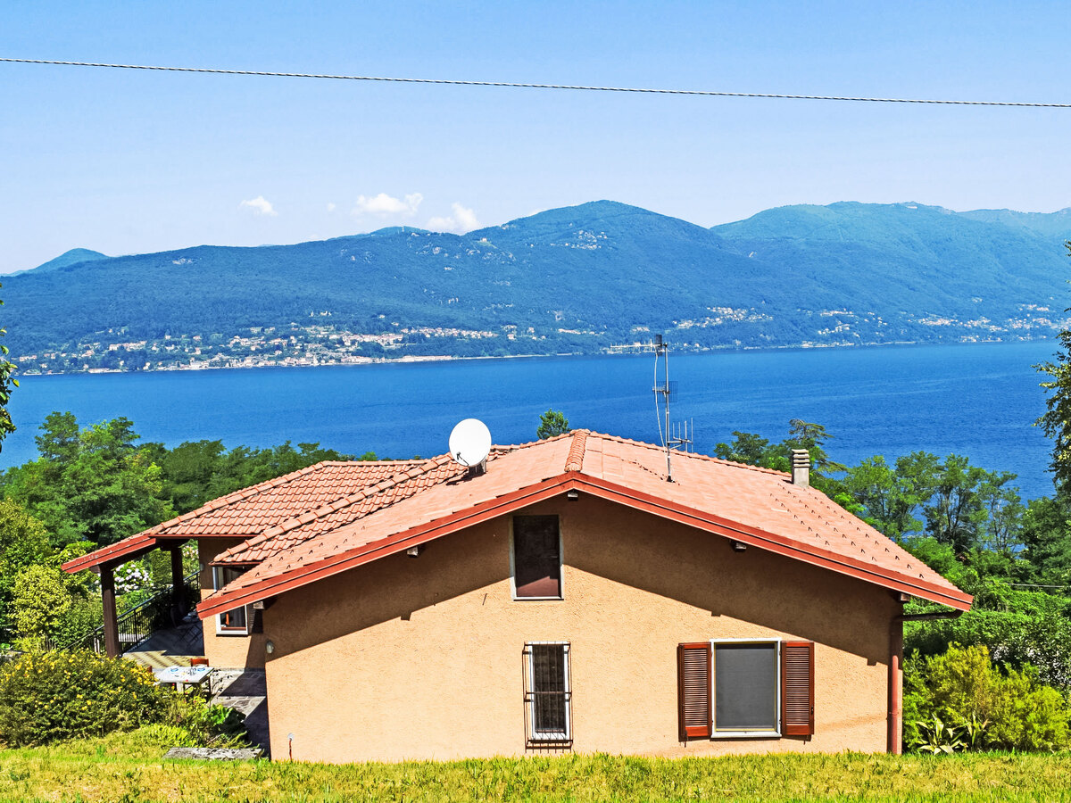 Maison Rossella à Castelveccana, vue lac et montagne - Photo 1