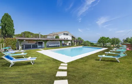 Location maison de vacances à San Costanzo  PU 