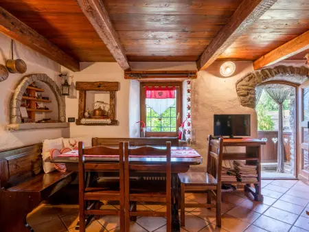 Maison Meynet – 90 m² rustiques à 1 200 m d'altitude, Sarre : photo 6