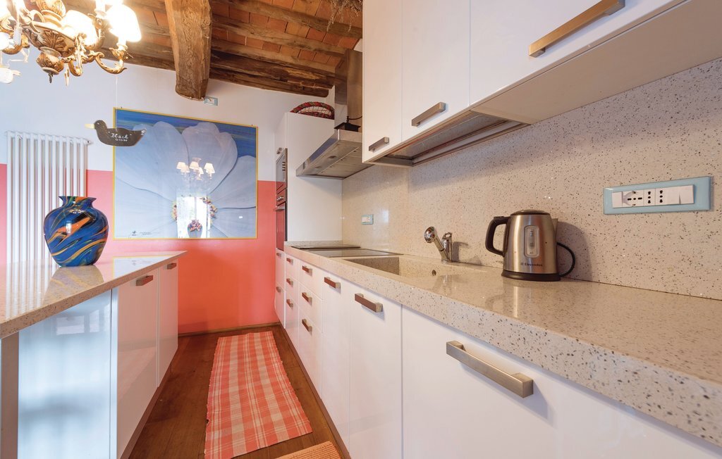 Appartement vue village médiéval à Sorana - Photo 11