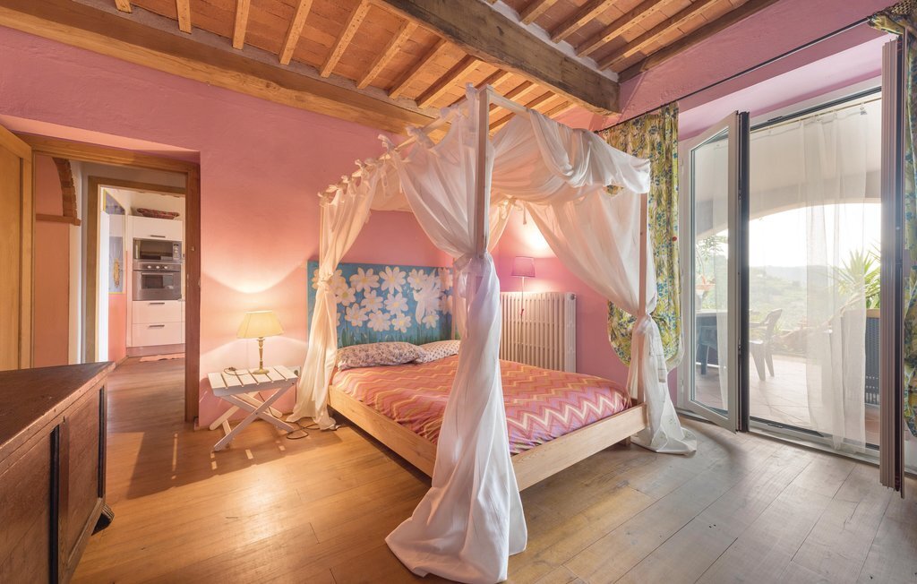 Appartement vue village médiéval à Sorana - Photo 13