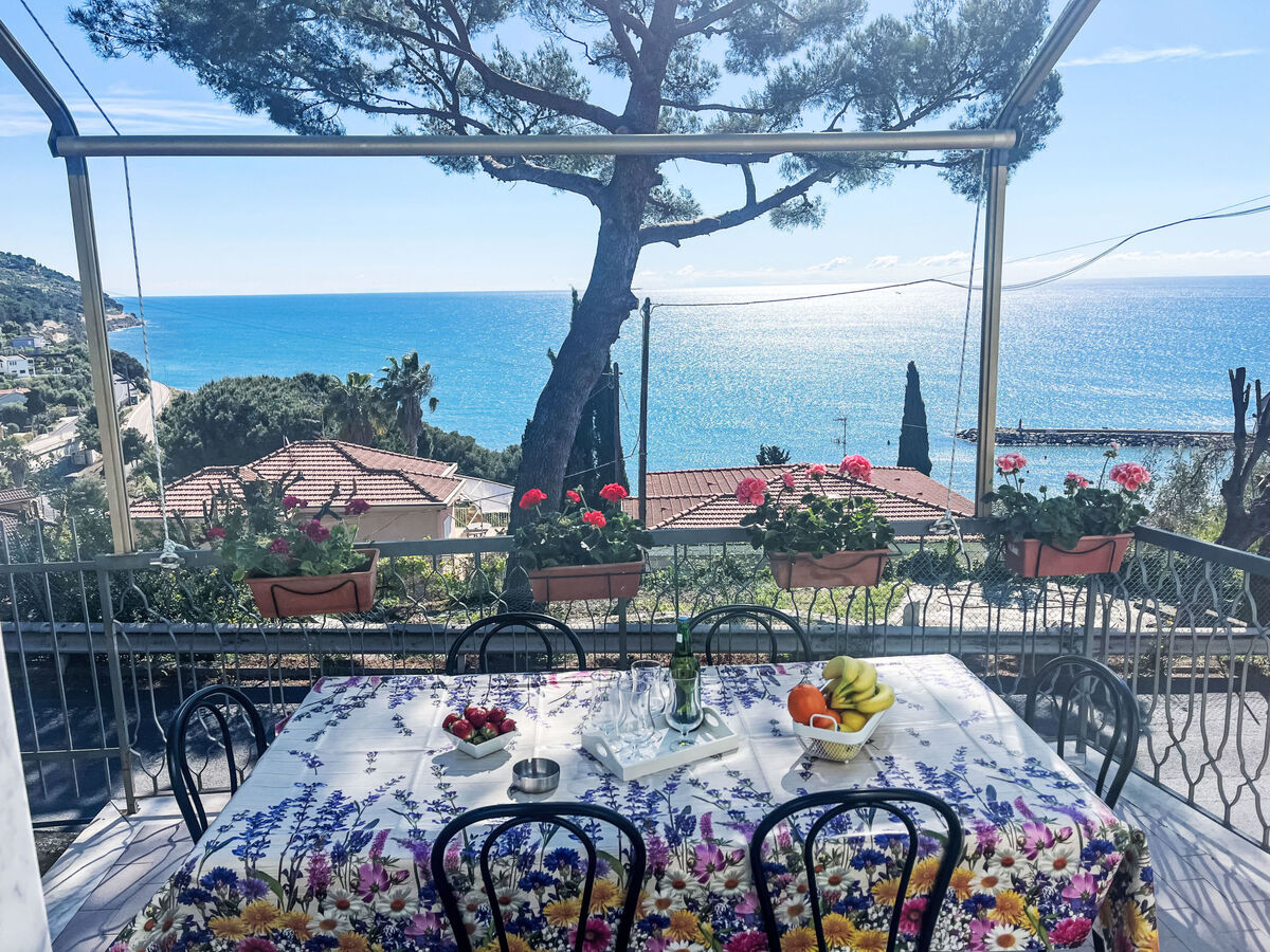 Maison Alfreda 7 pers. avec vue mer à San Lorenzo al Mare - Photo 1