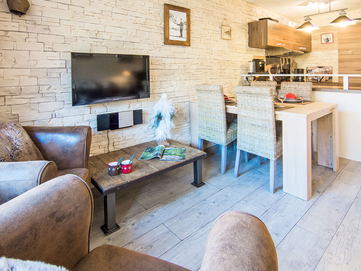 Le Curling B : Apt 2 pièces rénové, terrasse sud 22 m² - Photo 2