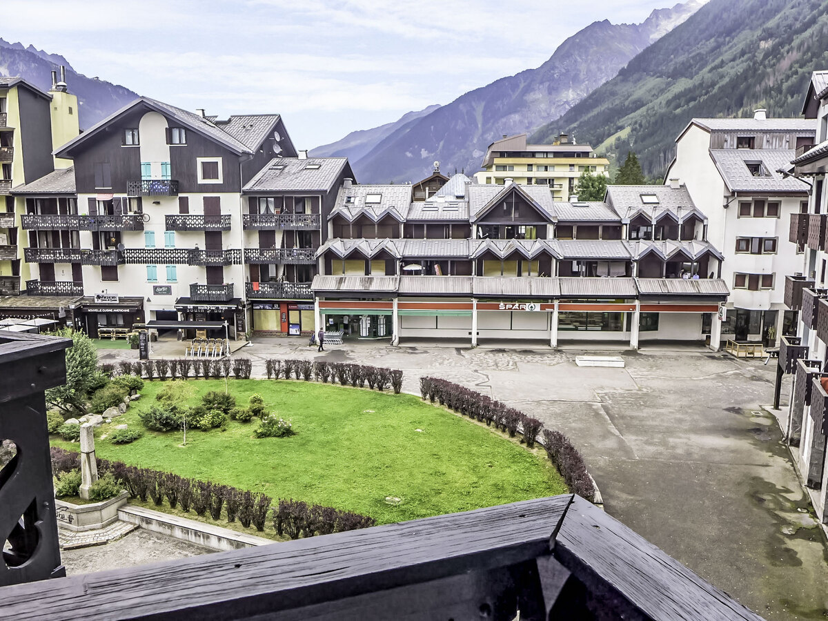Le Triolet, studio 25 m² avec vue montagnes à Chamonix - Photo 4