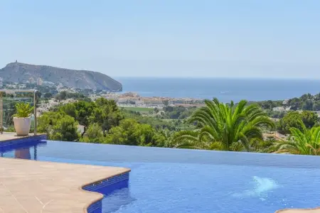 Villa Casa Chloe à Moraira : piscine et vue mer : photo 7
