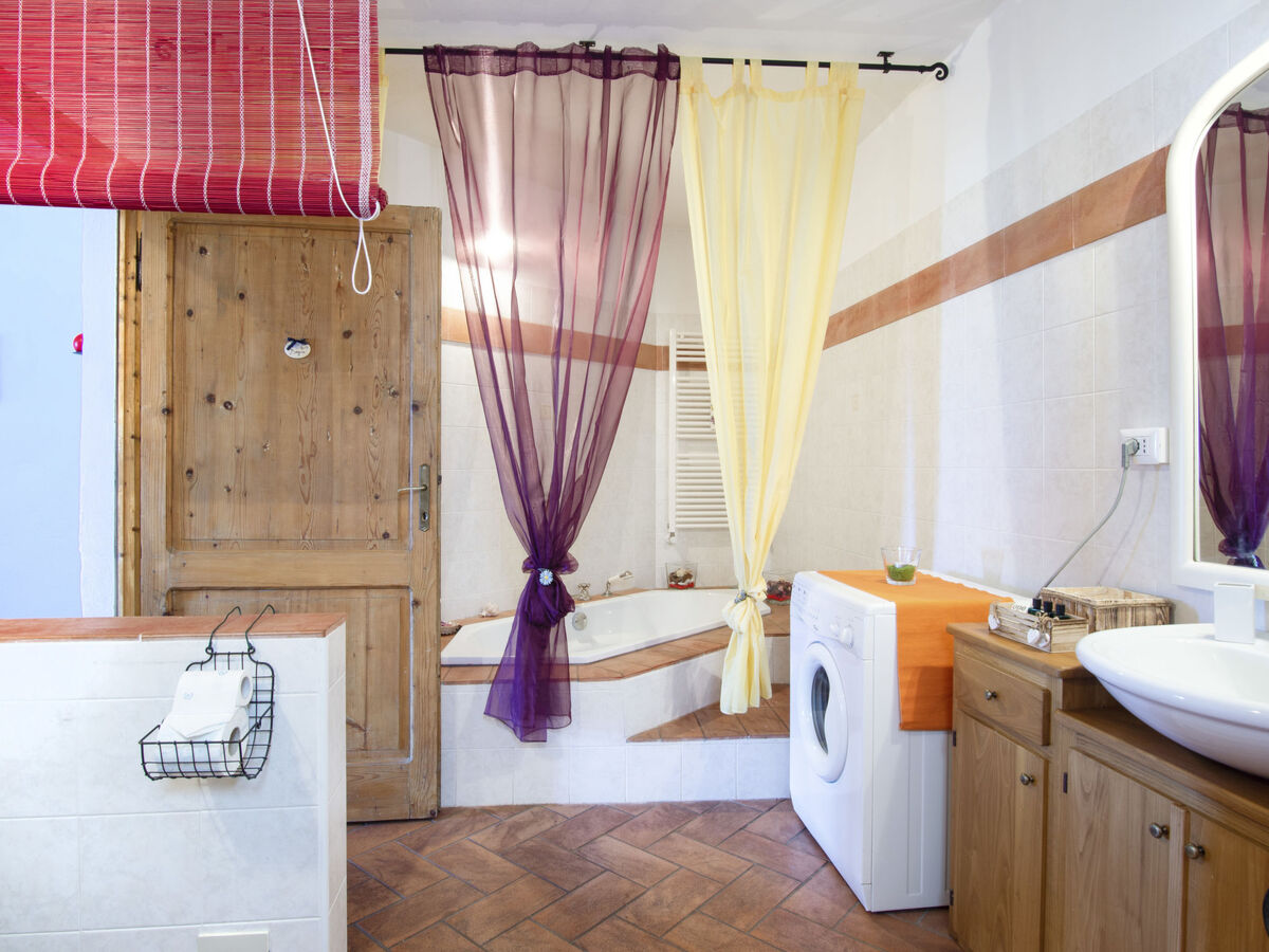 Villa Madda à Dongo : maison 5 pers. avec piscine couverte - Photo 17