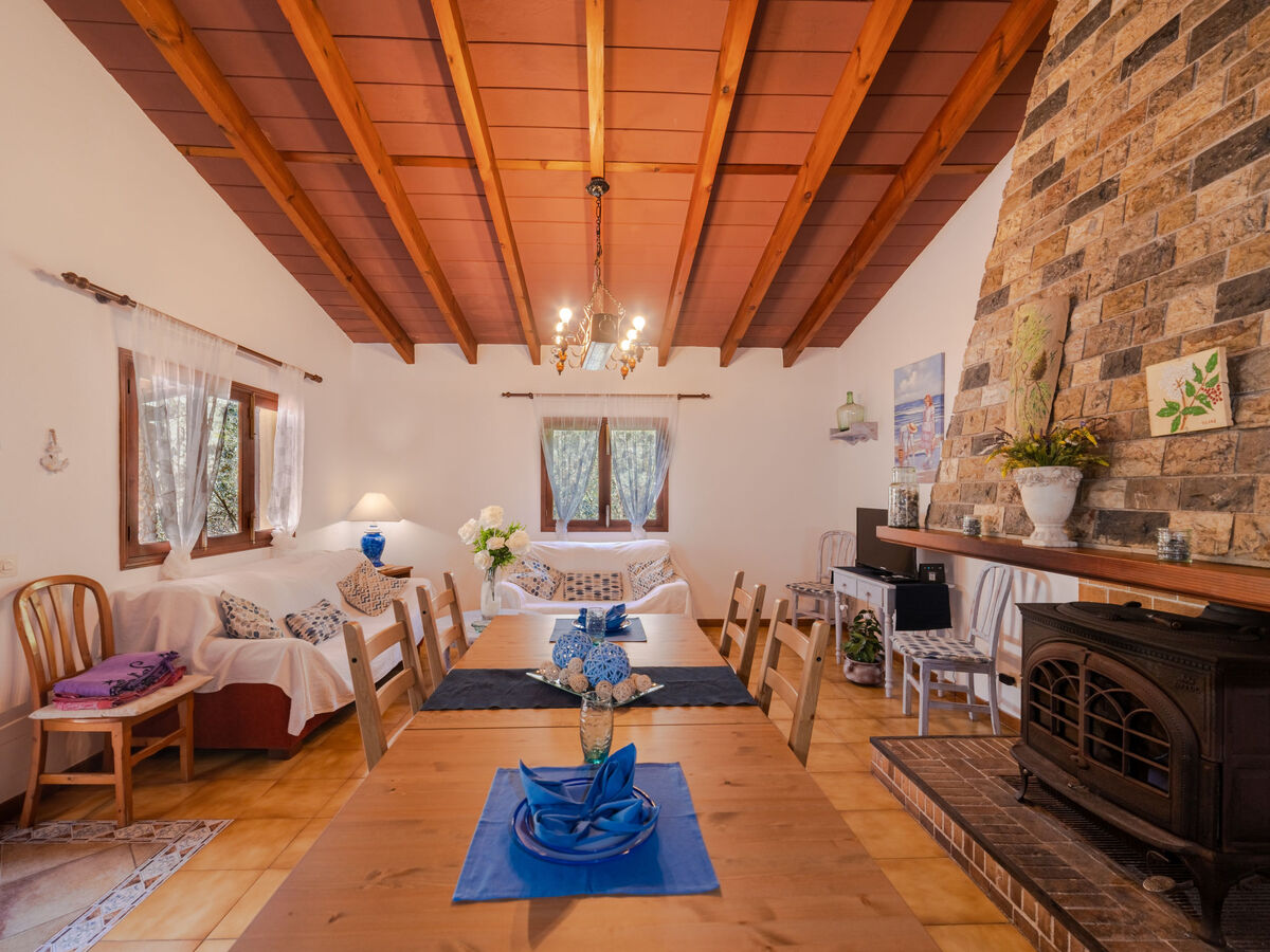 Maison Cala Tuent : 130 m² rustique, 200 m de la mer - Photo 8