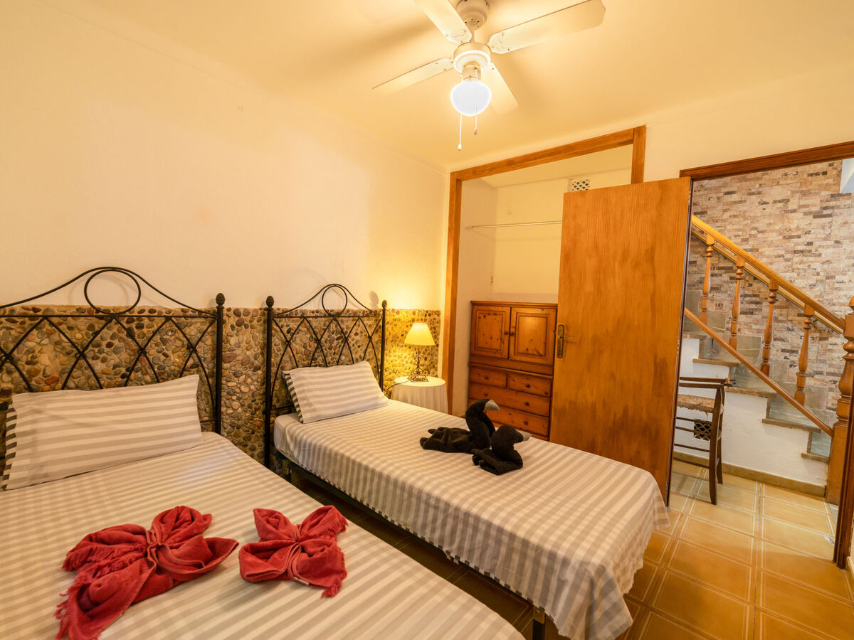 Maison Cala Tuent : 130 m² rustique, 200 m de la mer - Photo 14