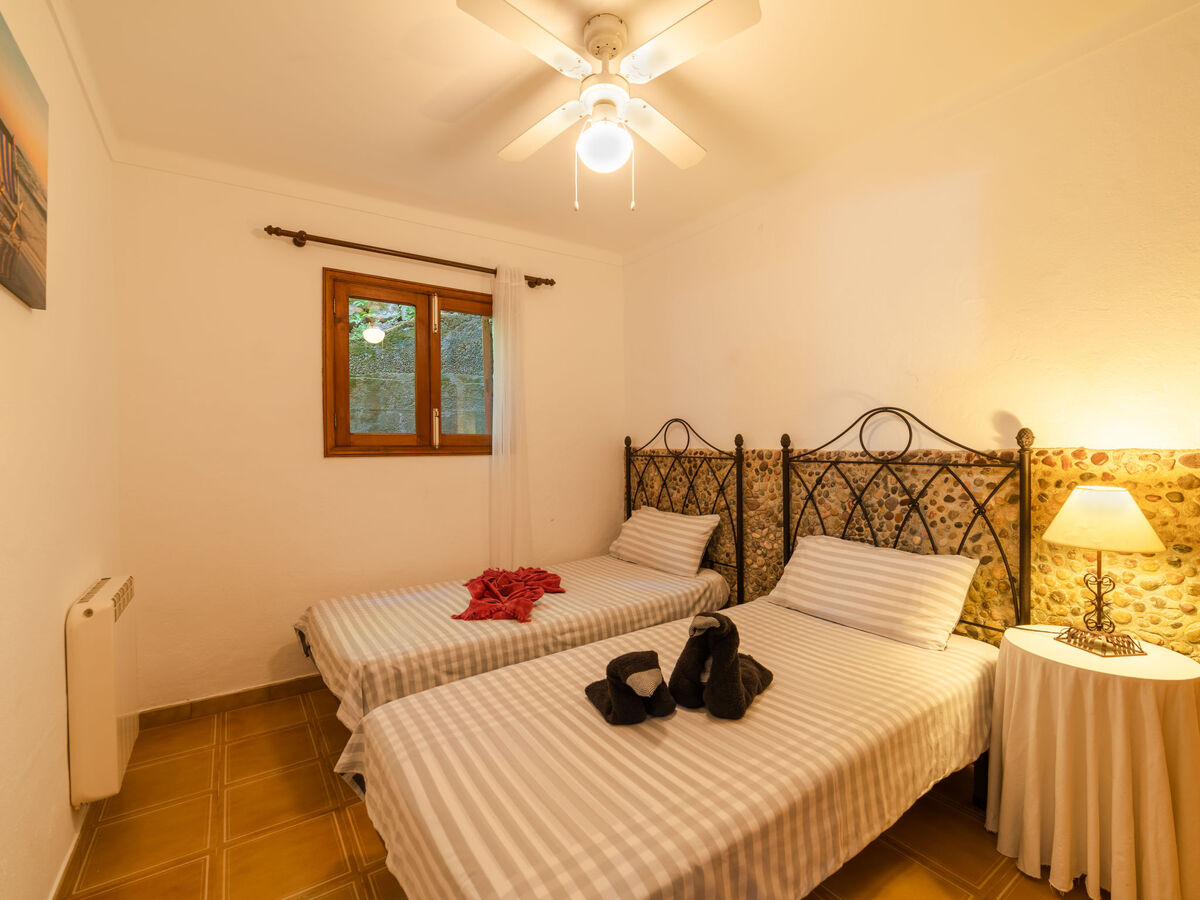 Maison Cala Tuent : 130 m² rustique, 200 m de la mer - Photo 15