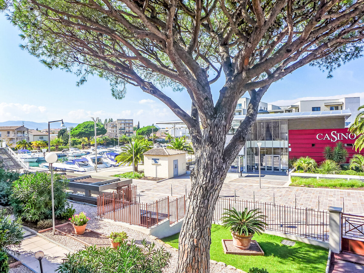 Appartement Port Quiétude avec terrasse vue canal à Fréjus - Photo 14