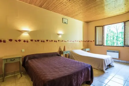 Maison Salignac avec piscine privée et vue panoramique : photo 9
