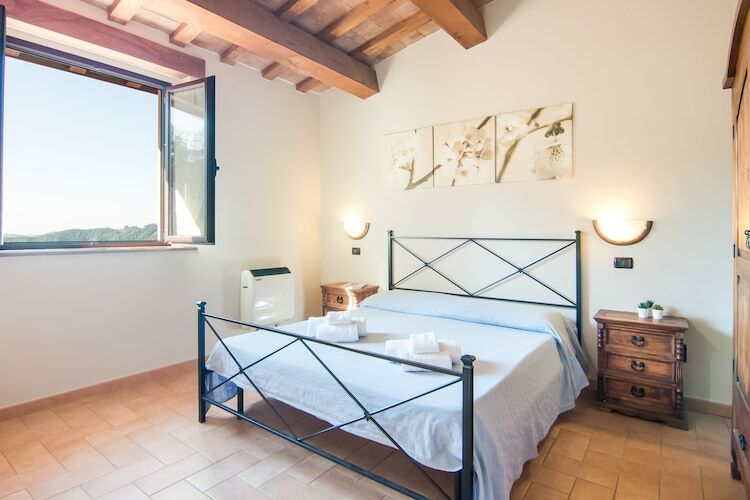 Porcini, Ferme avec piscine à Apecchio - Photo 5