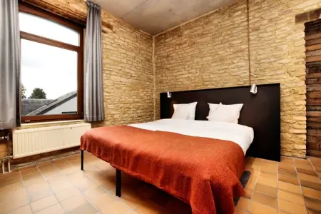 La Grémille, maison 29 personnes avec piscine chauffée : photo 5