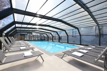 La Grémille, maison 29 personnes avec piscine chauffée : photo 7