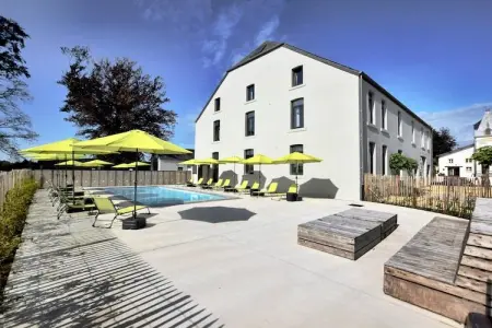 La Grémille, maison 29 personnes avec piscine chauffée : photo 9