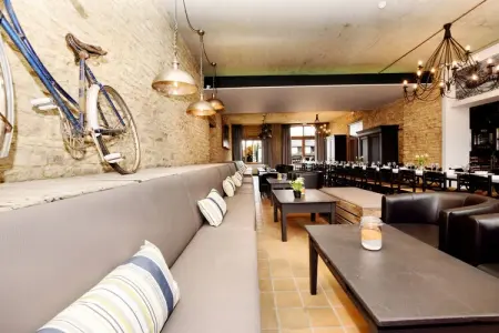 La Grémille, maison 29 personnes avec piscine chauffée : photo 10