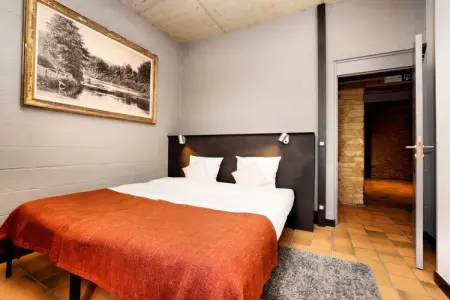 La Grémille, maison 29 personnes avec piscine chauffée : photo 15