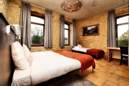 La Grémille, maison 29 personnes avec piscine chauffée : photo 31